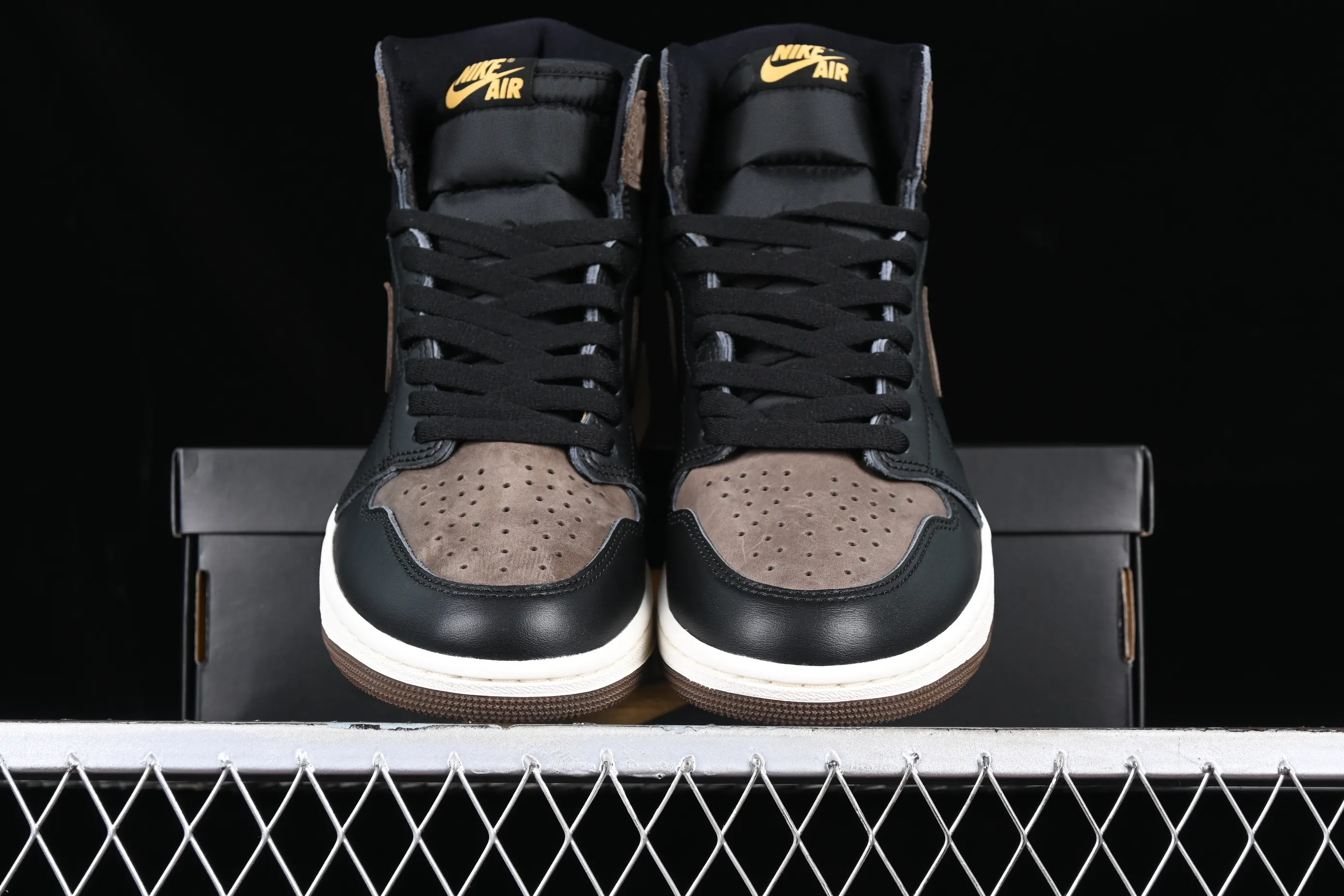 All categories Air Jordan Jordan series basketball shoes Air Jordan 1 High LJR version Air Jordan 1 High OG "Black Cement" AJ1 Joe 1 Mocha black toe DZ5485-020